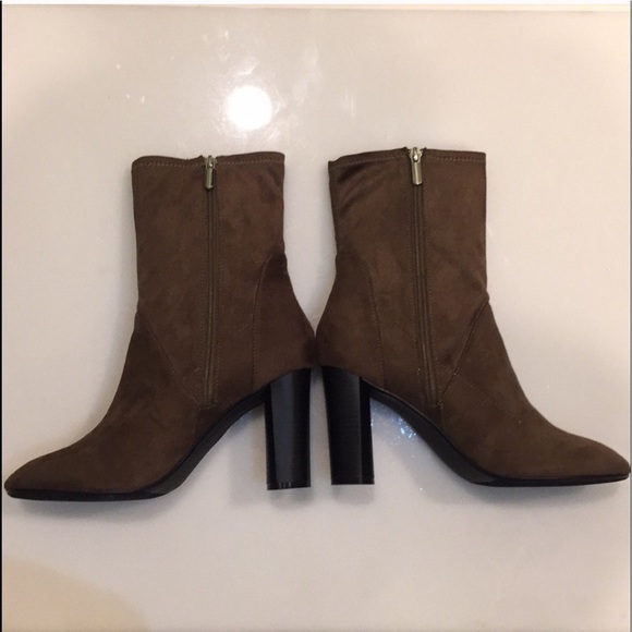 Metaphor Bryna Short Boot - Picture 4 of 6